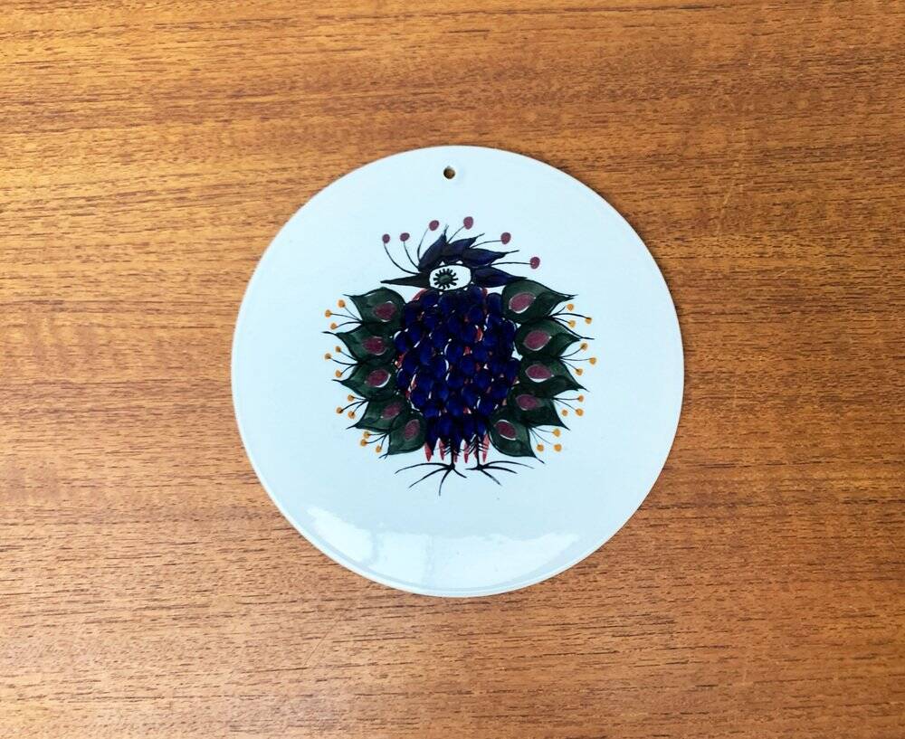 Mid-Century Danish wall plate with Crazy Bird design by Beth Breyen for Royal Copenhagen.