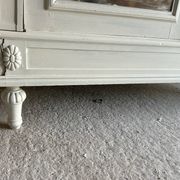 Armoire ancienne avec miroir