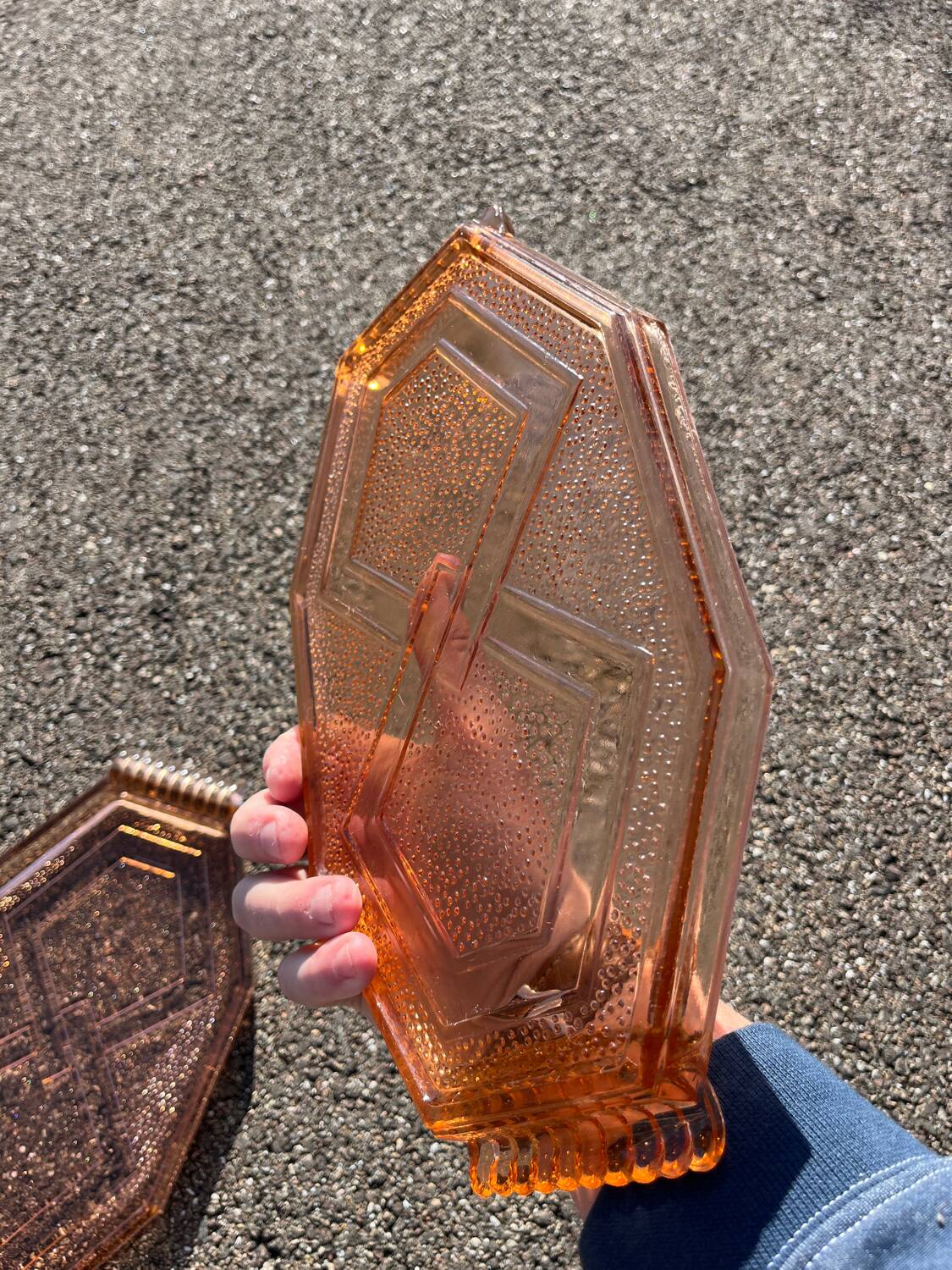 Lot de 2 plateaux verre moulé art déco