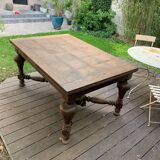 Table de salon en bois massif
