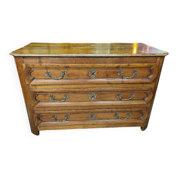 17th century cherry wood 3-drawer chest of drawers