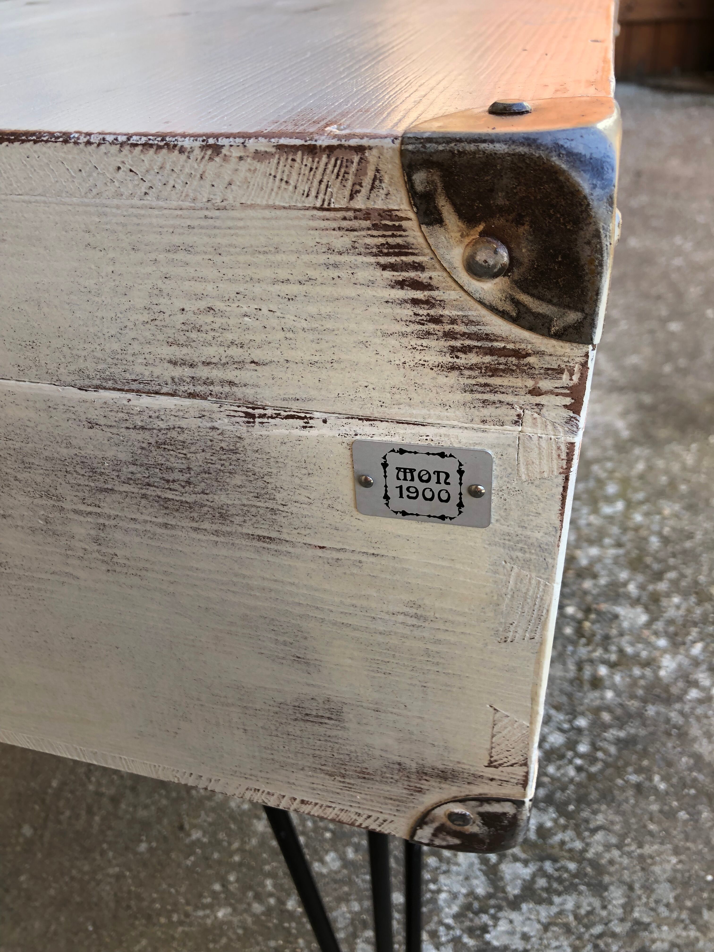 Coffee table chest