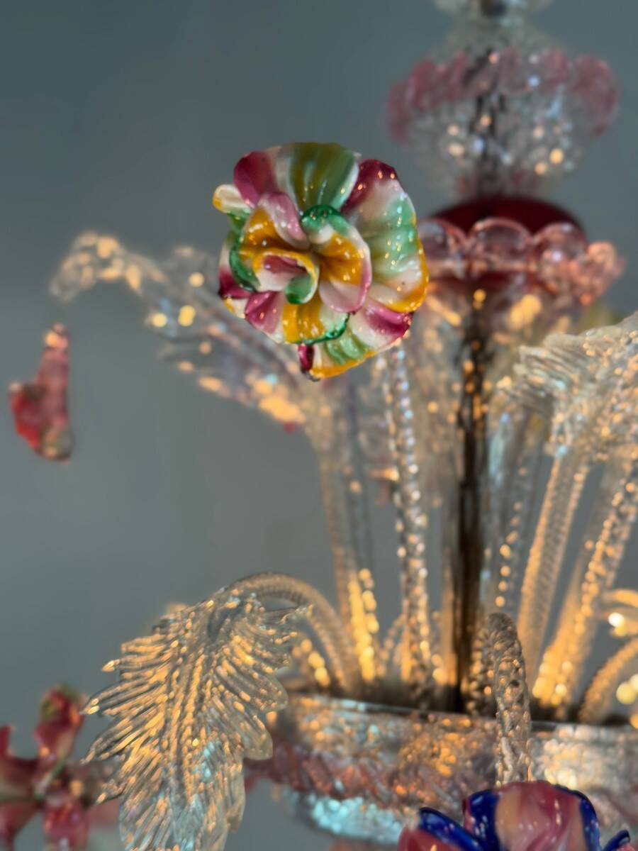 Venetian chandelier in multicolored Murano glass, 6 light arms circa 1920