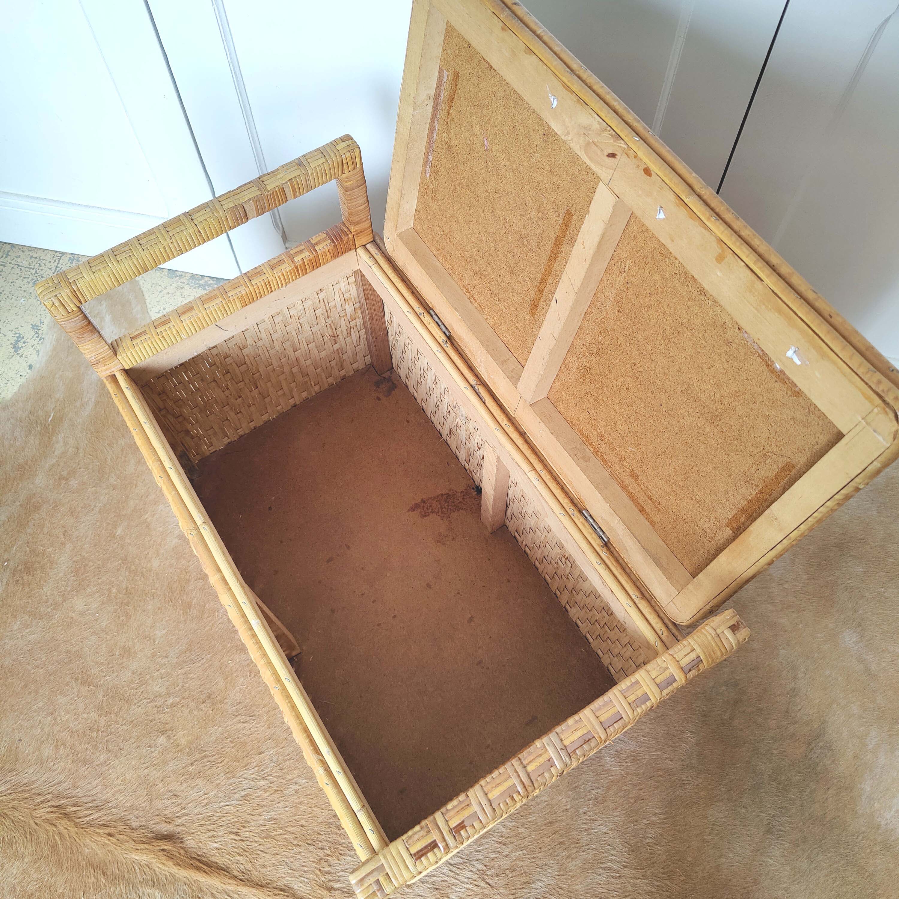 Rattan bench toy chest