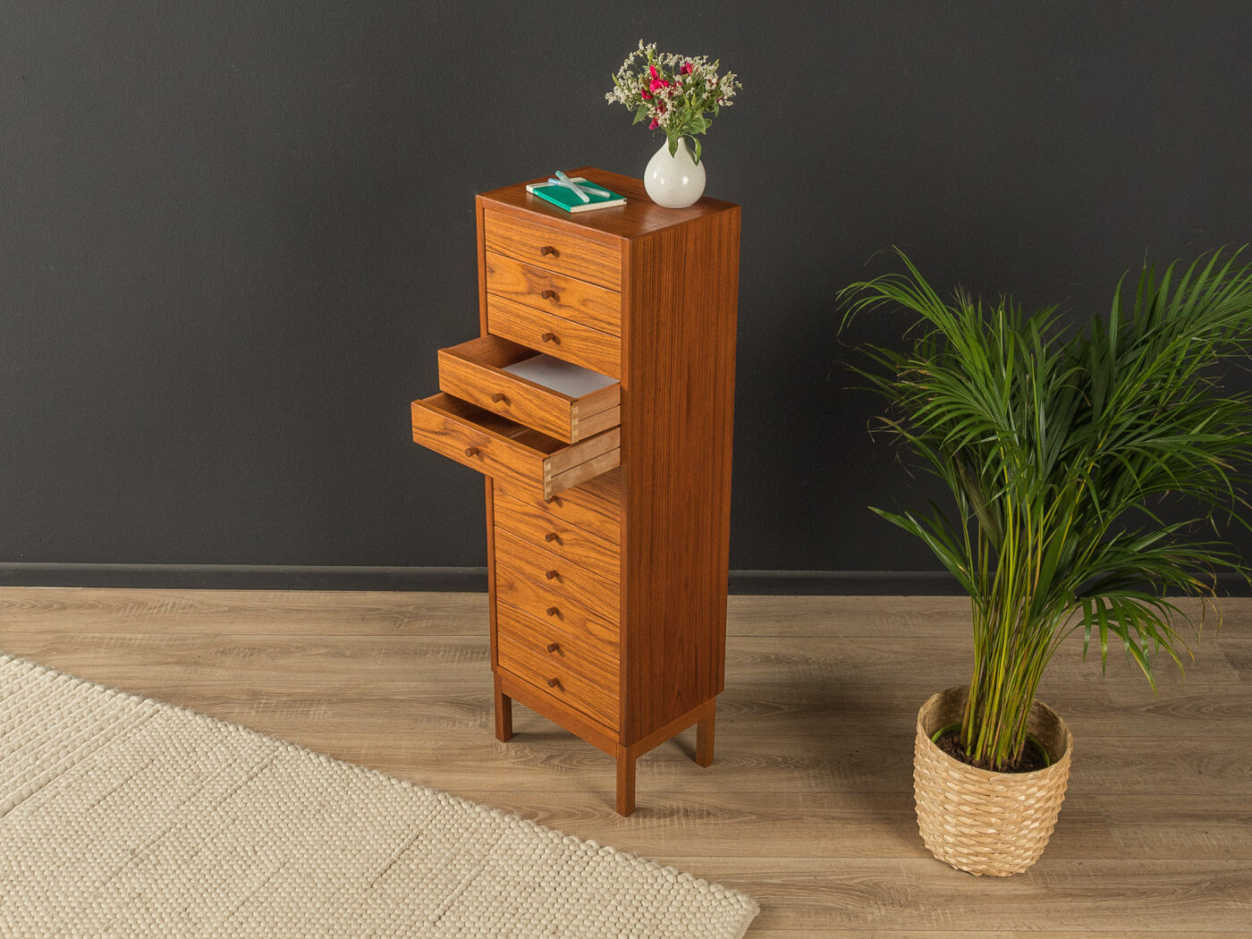 1960s chest of drawers