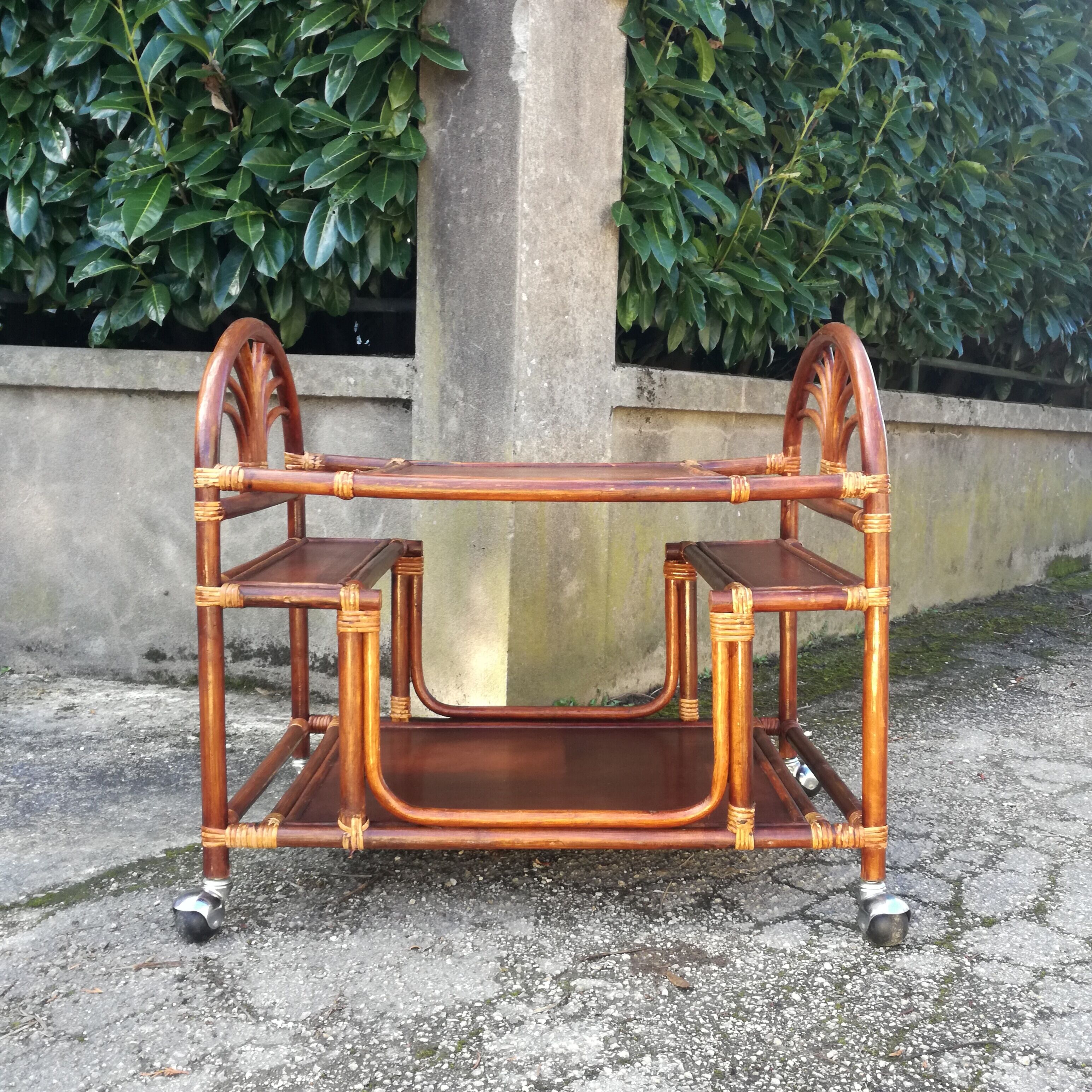 Serving rattan trolley L80