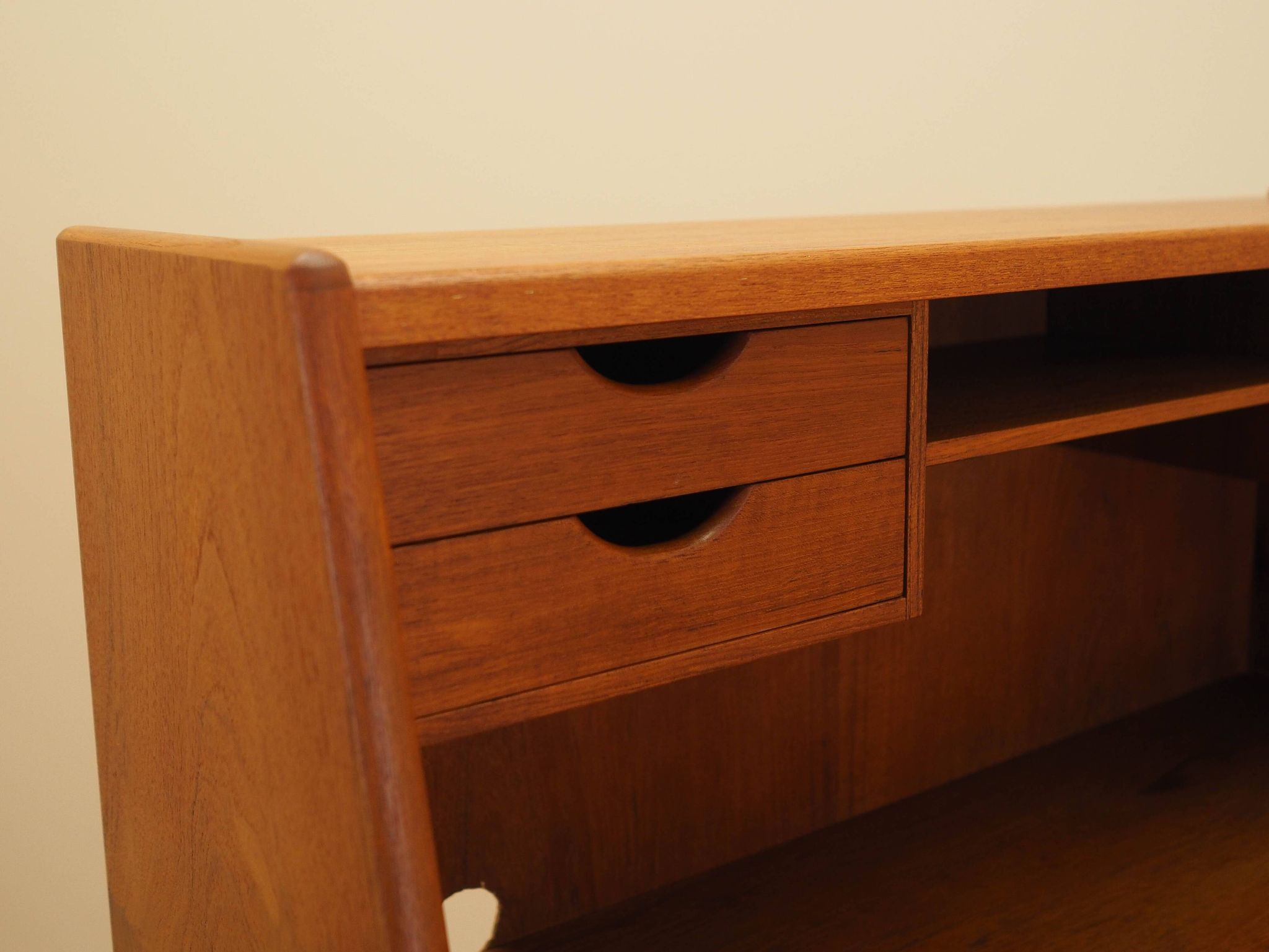 Teak secretary, Danish design, 1960s, Arne Wahl Iversen, Vinde Møbelfabrik