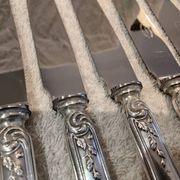 12 silver-plated dessert knives by Boulenger, Louis XV style, half-rich.