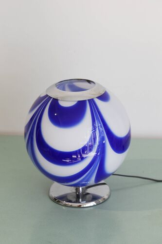 Lampe globe verre opale bleu blanc Italie