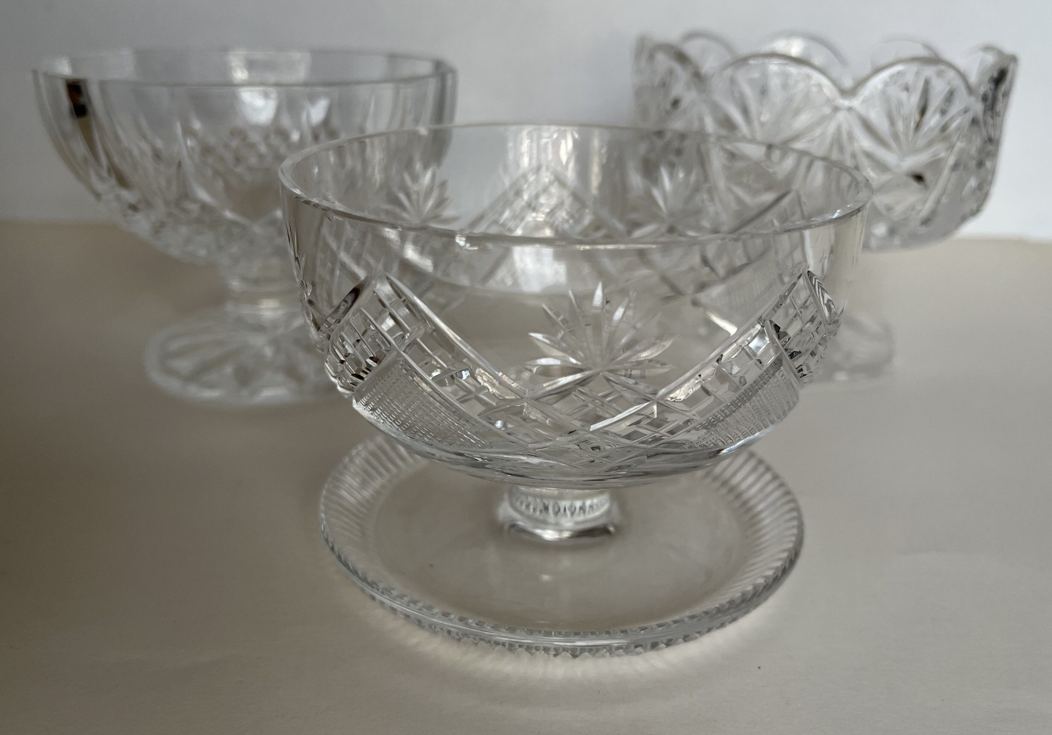 Set of 3 crystal cups