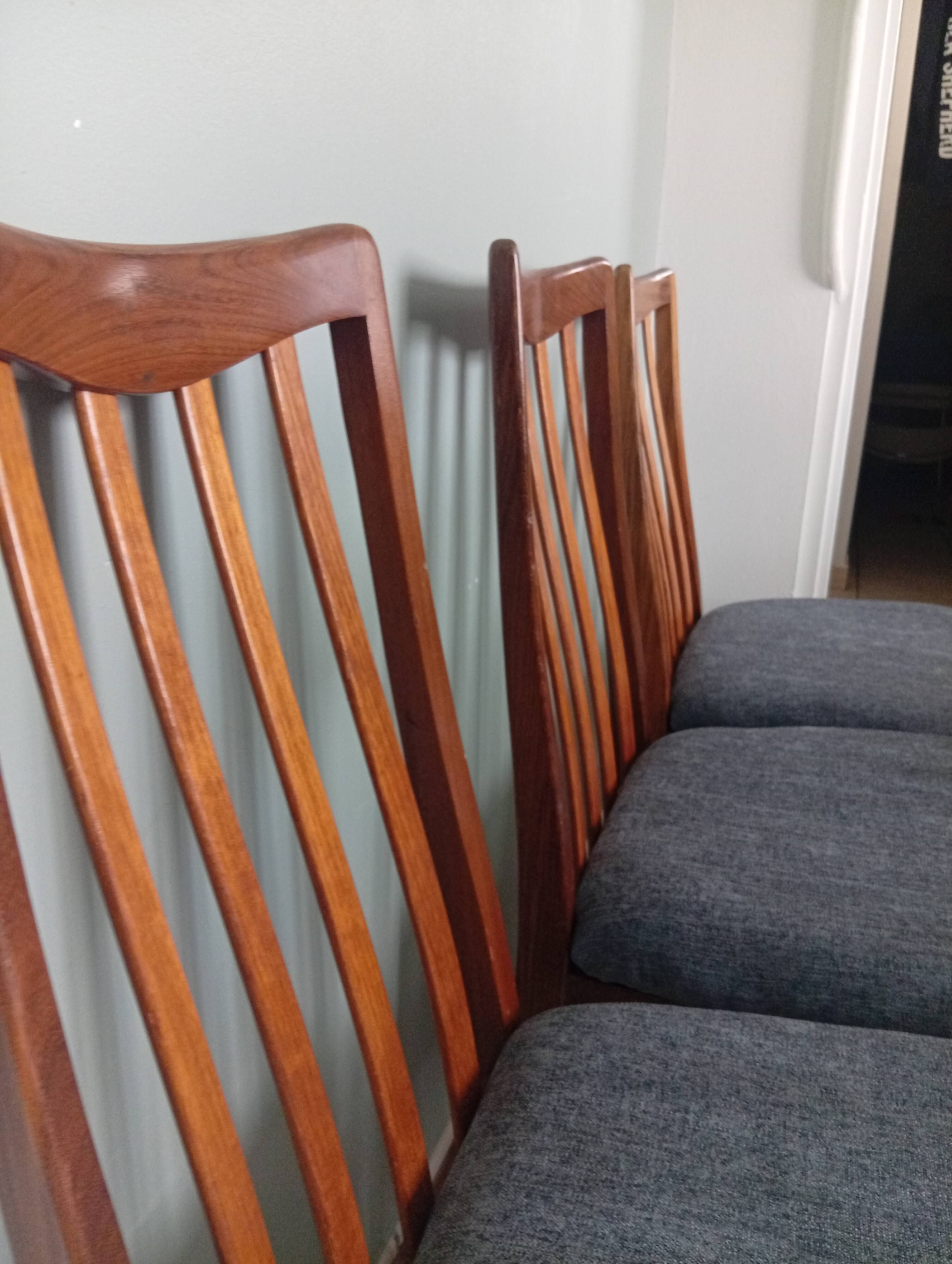 Lot of 6 Gplan teak wood armchairs vintage 1970s dining room scan.