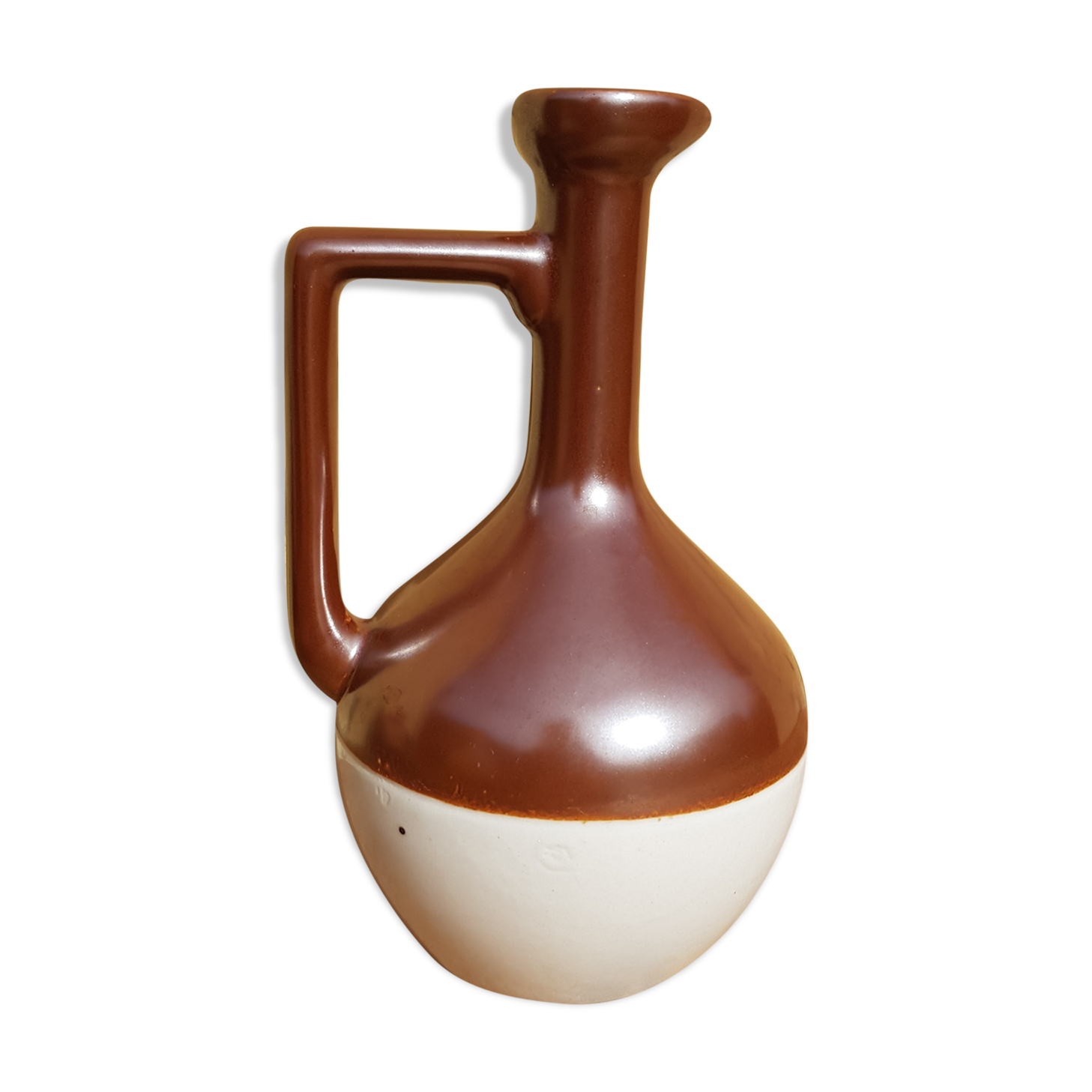 Two-tone sandstone jug