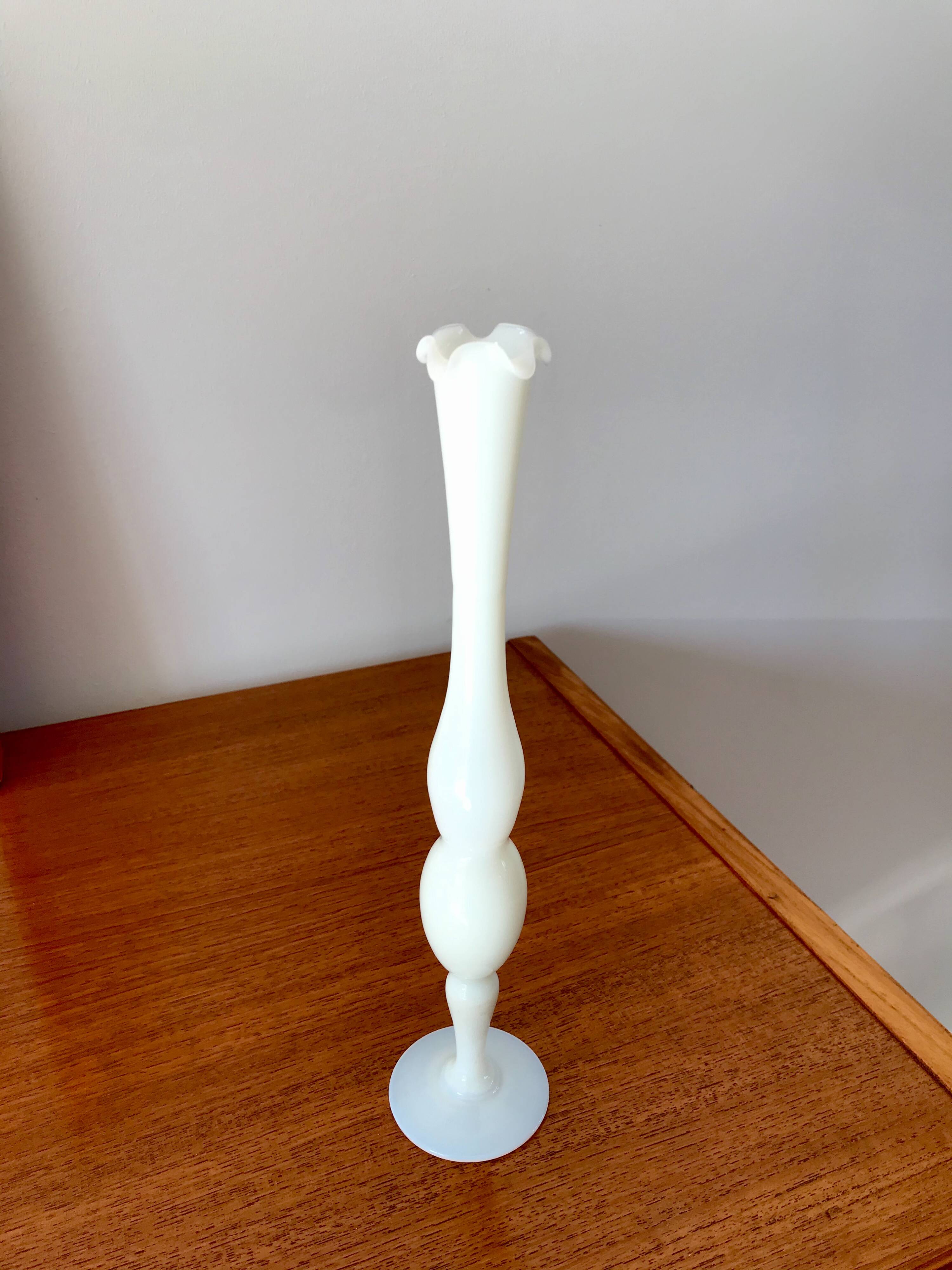 Slender serrated white opaline vase from the 50s and 60s
