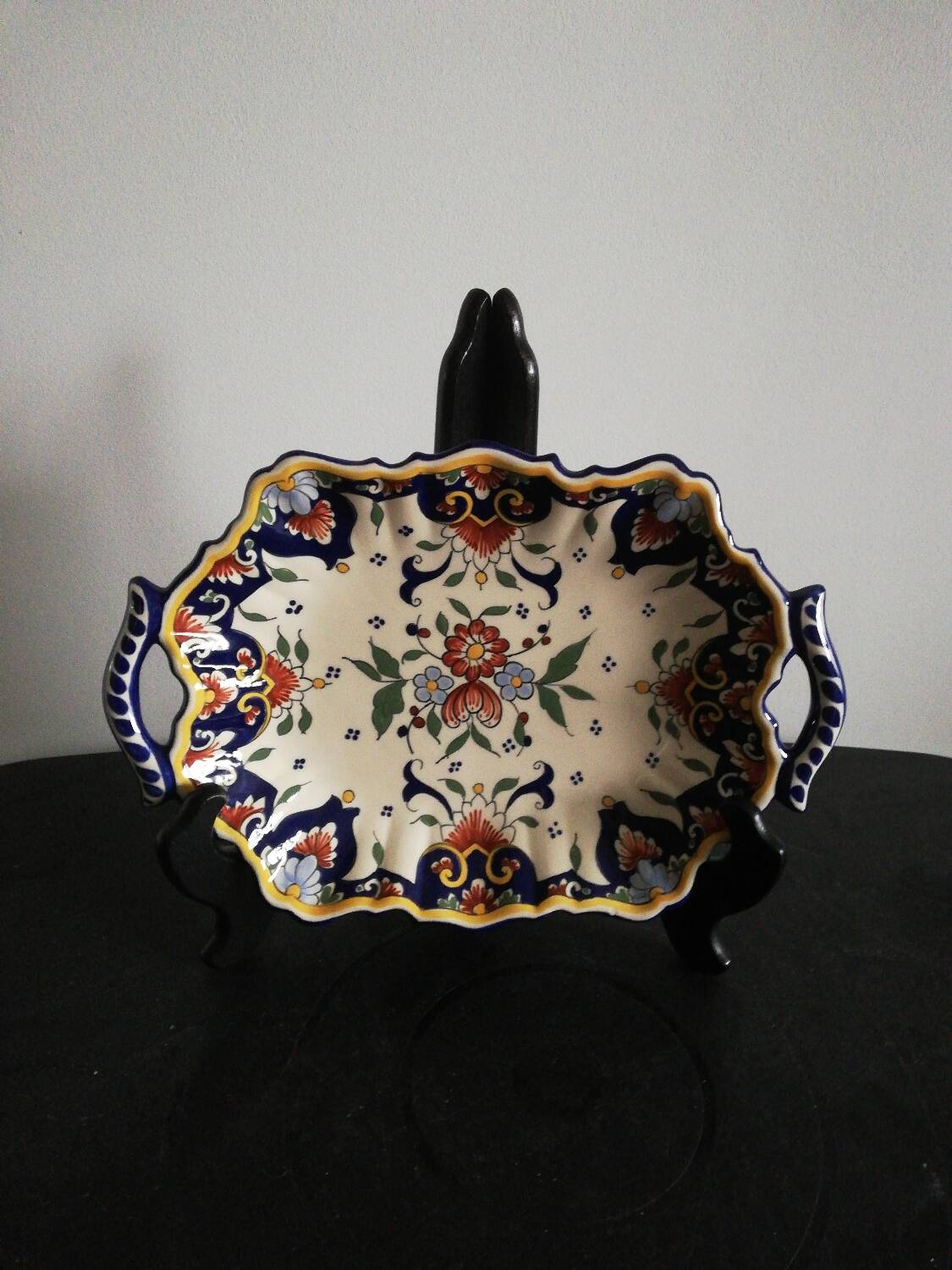 Empty pocket with Rouen decor.