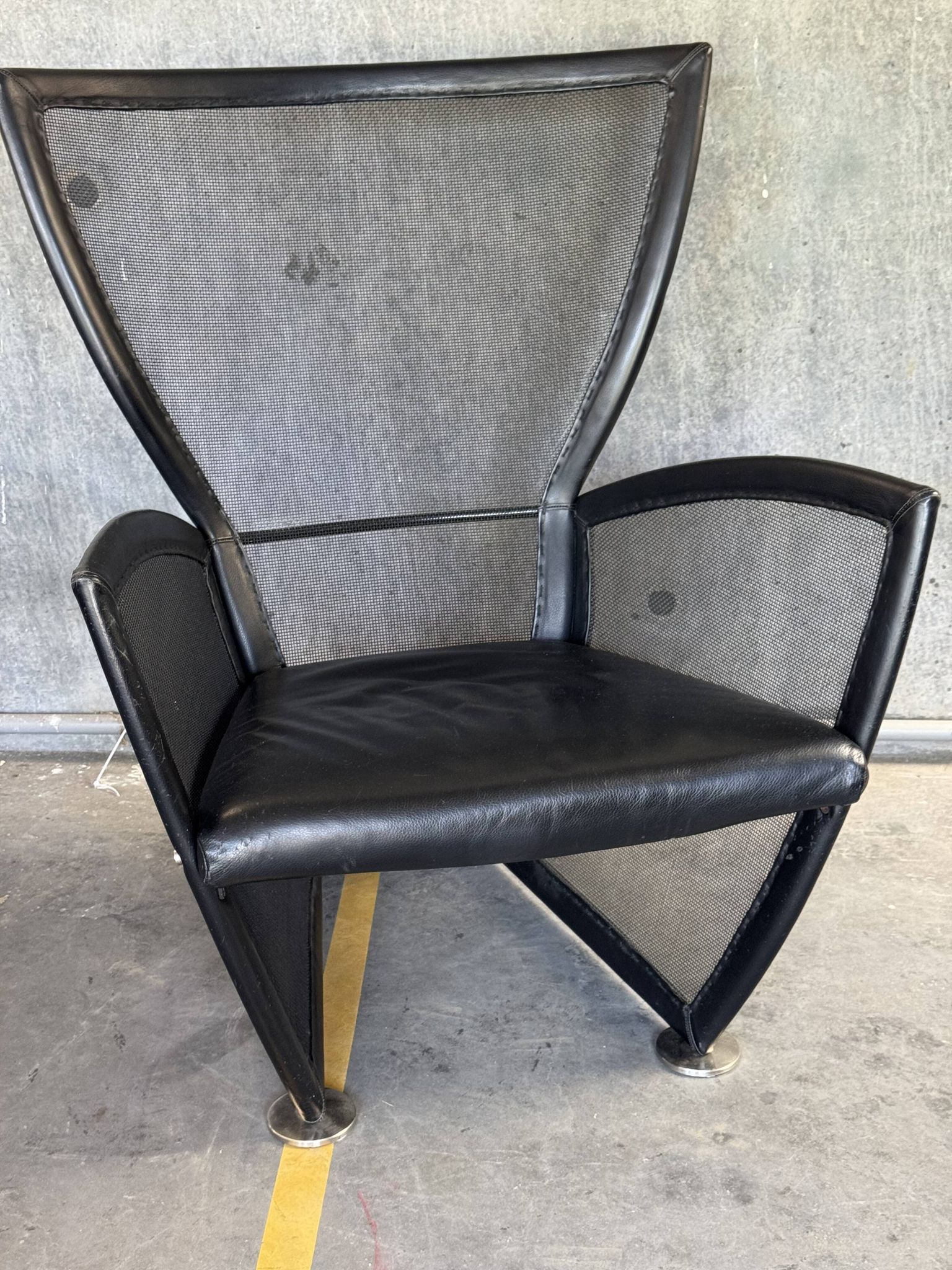 Arflex Prive Fauteuil by Pablo Nava