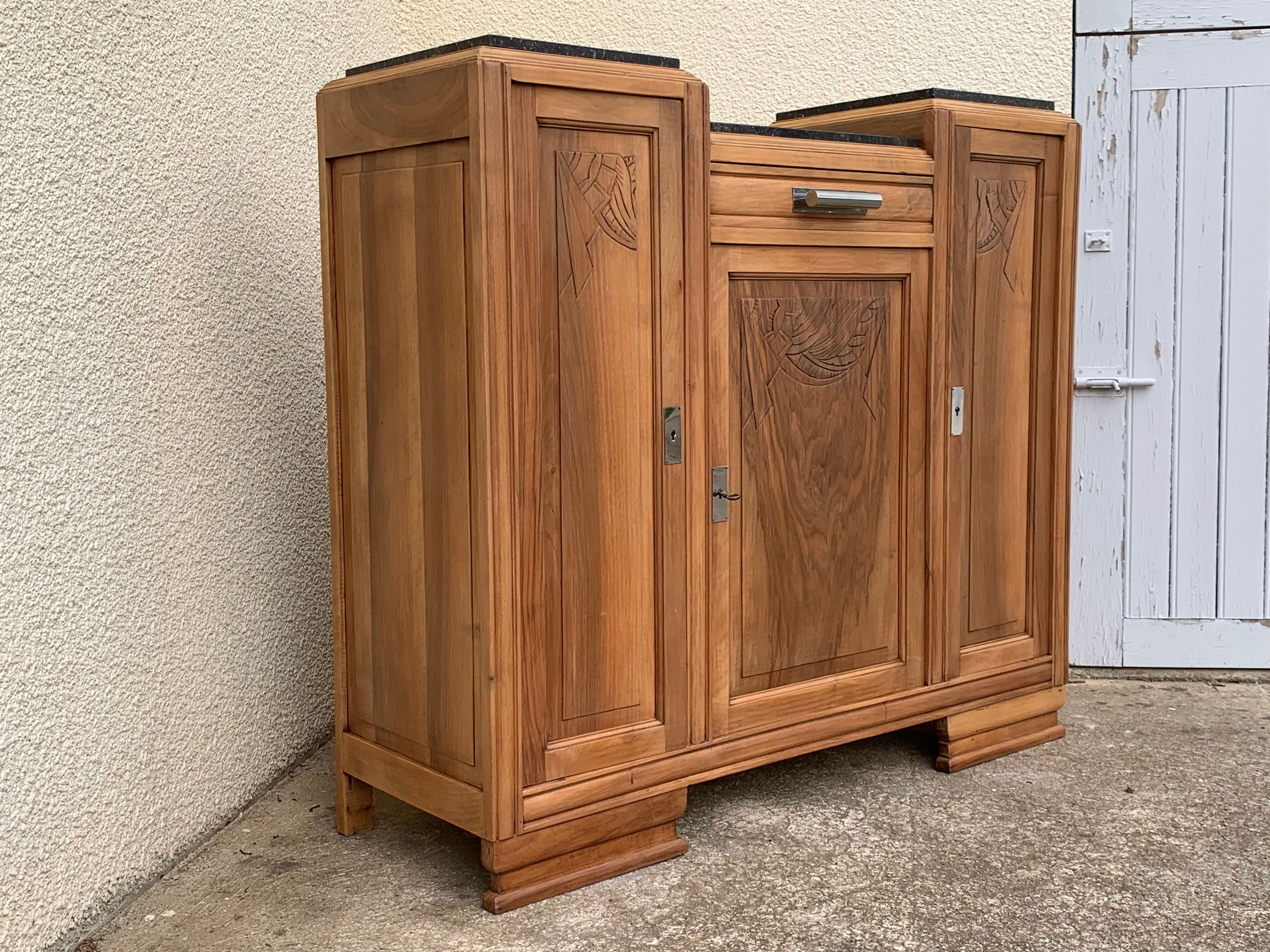 Parisian art deco buffet walnut brut massive 1920