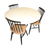 Table ronde en marbre et ses chaises