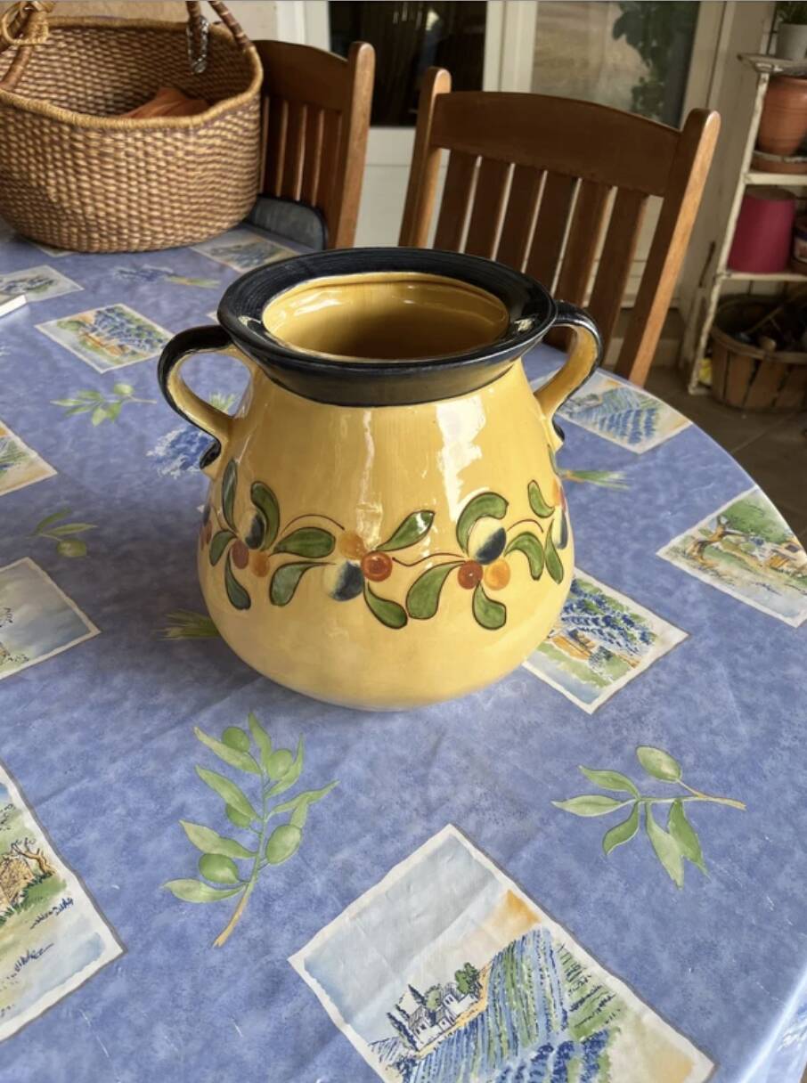 Provençal vase with two handles Poët-Laval