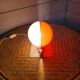 Lampe à poser du designer Harvey Guzzini Sirio Des Années 70