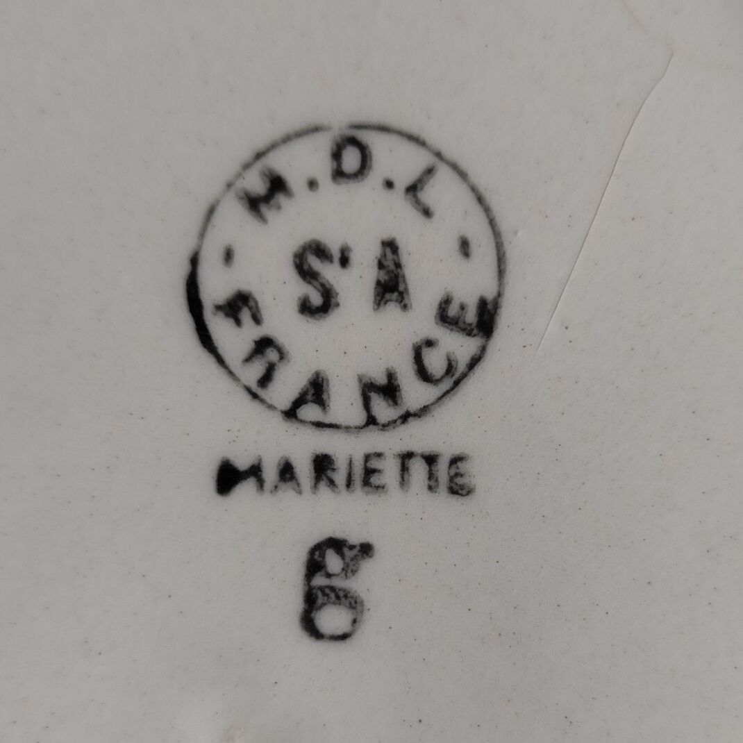 5 Mariette St Amand dessert plates