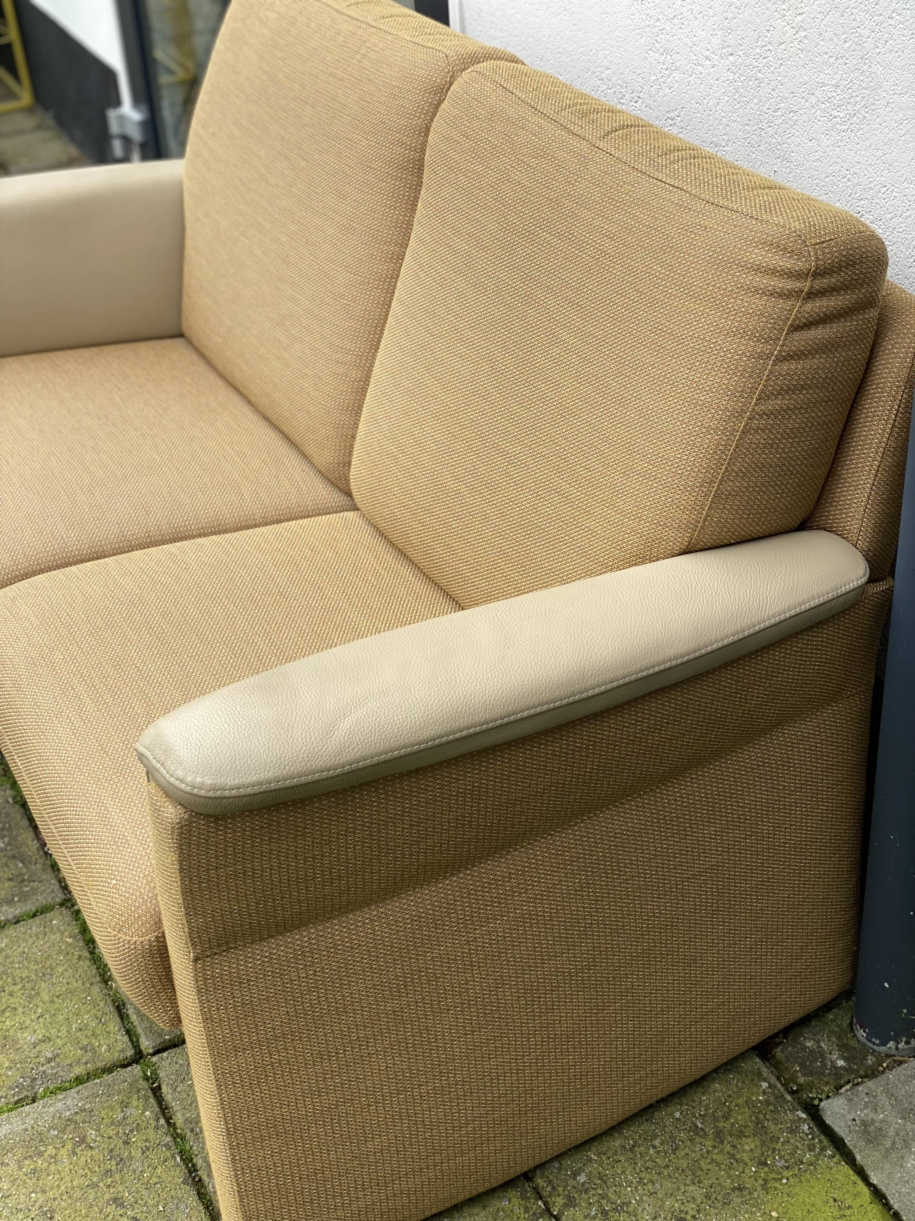 Vintage overveen 2 seater and lounge chair