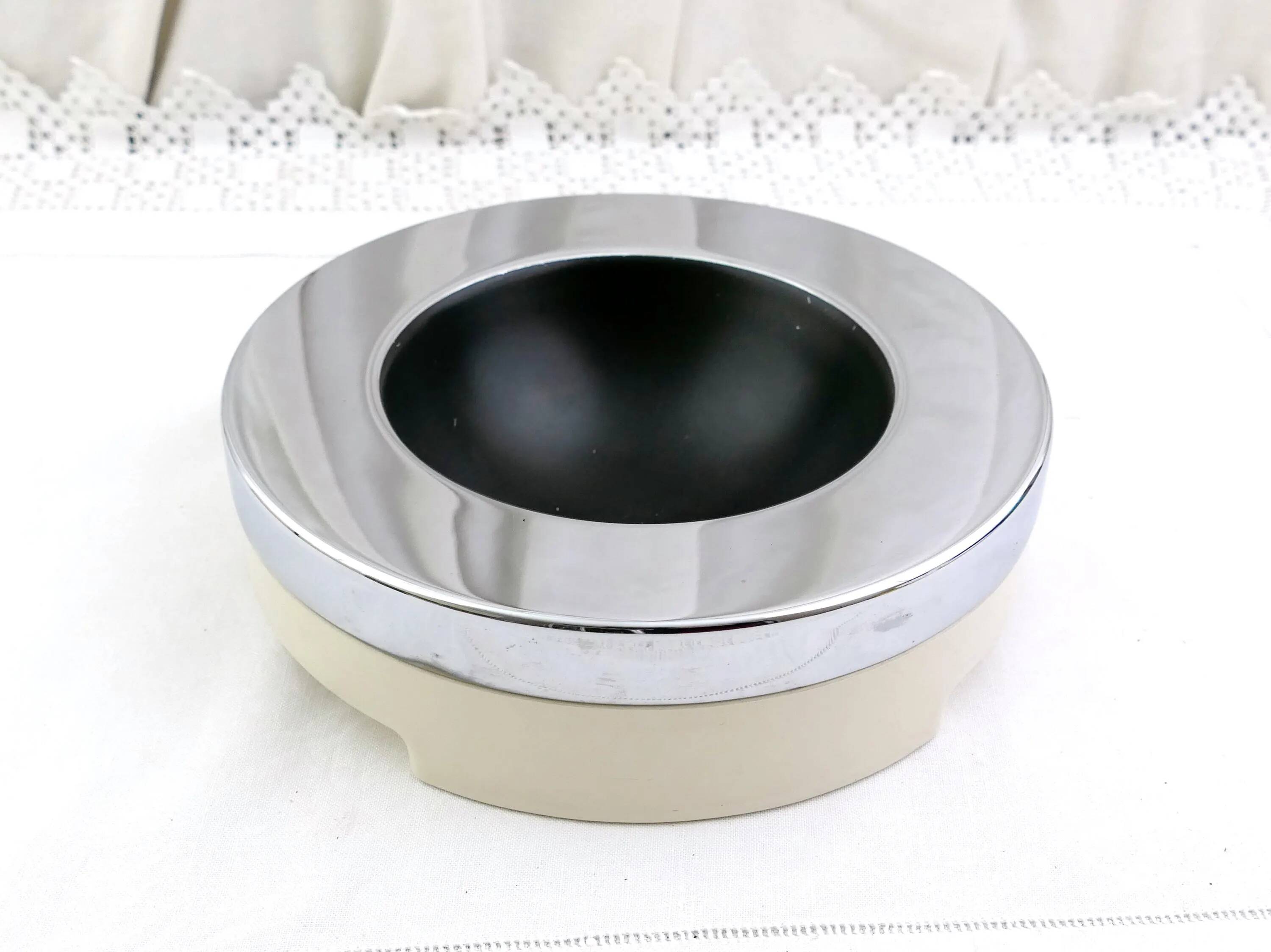 Large Italian ashtray 1960 designed by Luigi Massoni for Harvey Guzzini