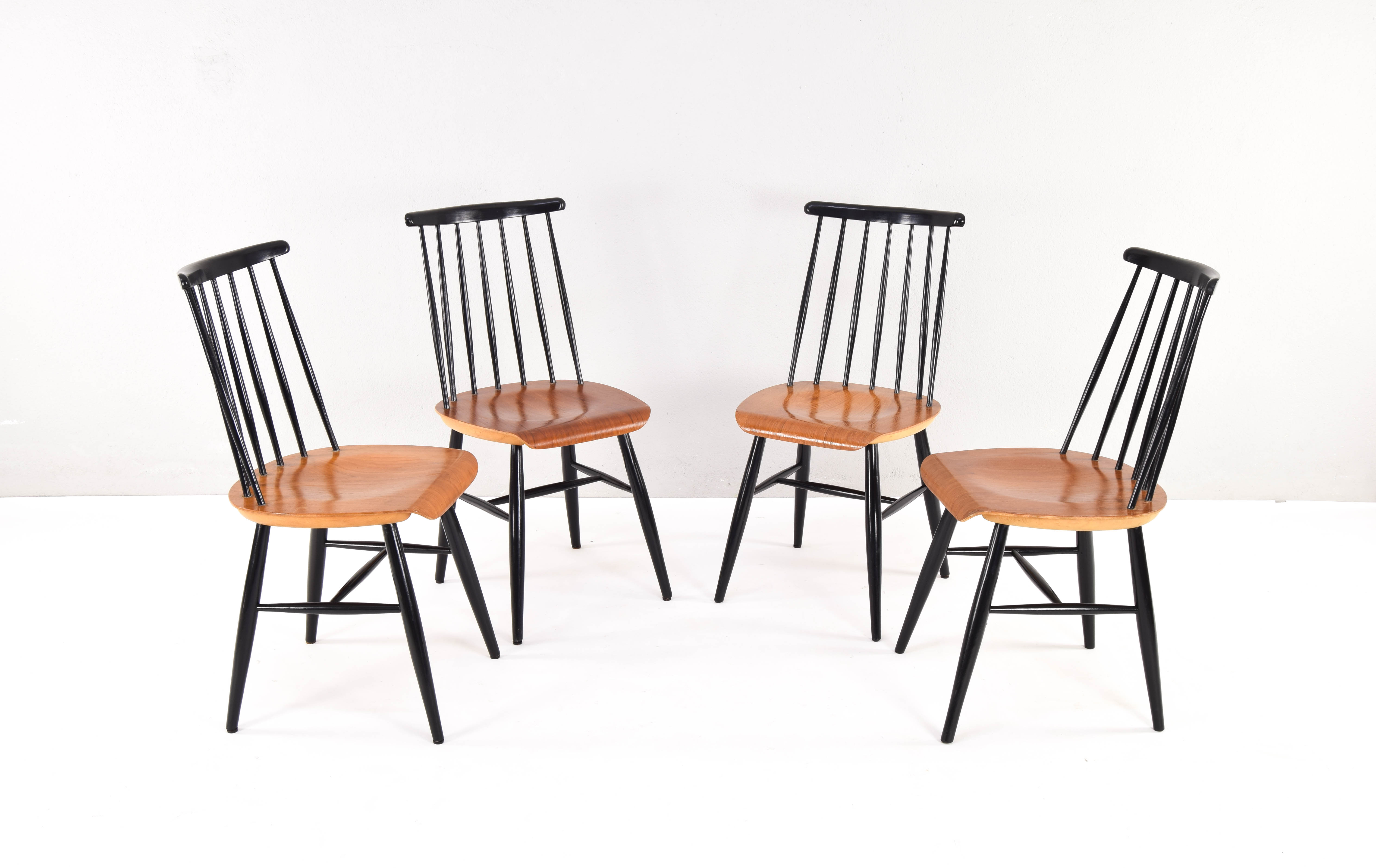 Four Mid Century Scandinavian Modern Fanett Dining Chairs by Ilmari Tapiovaara