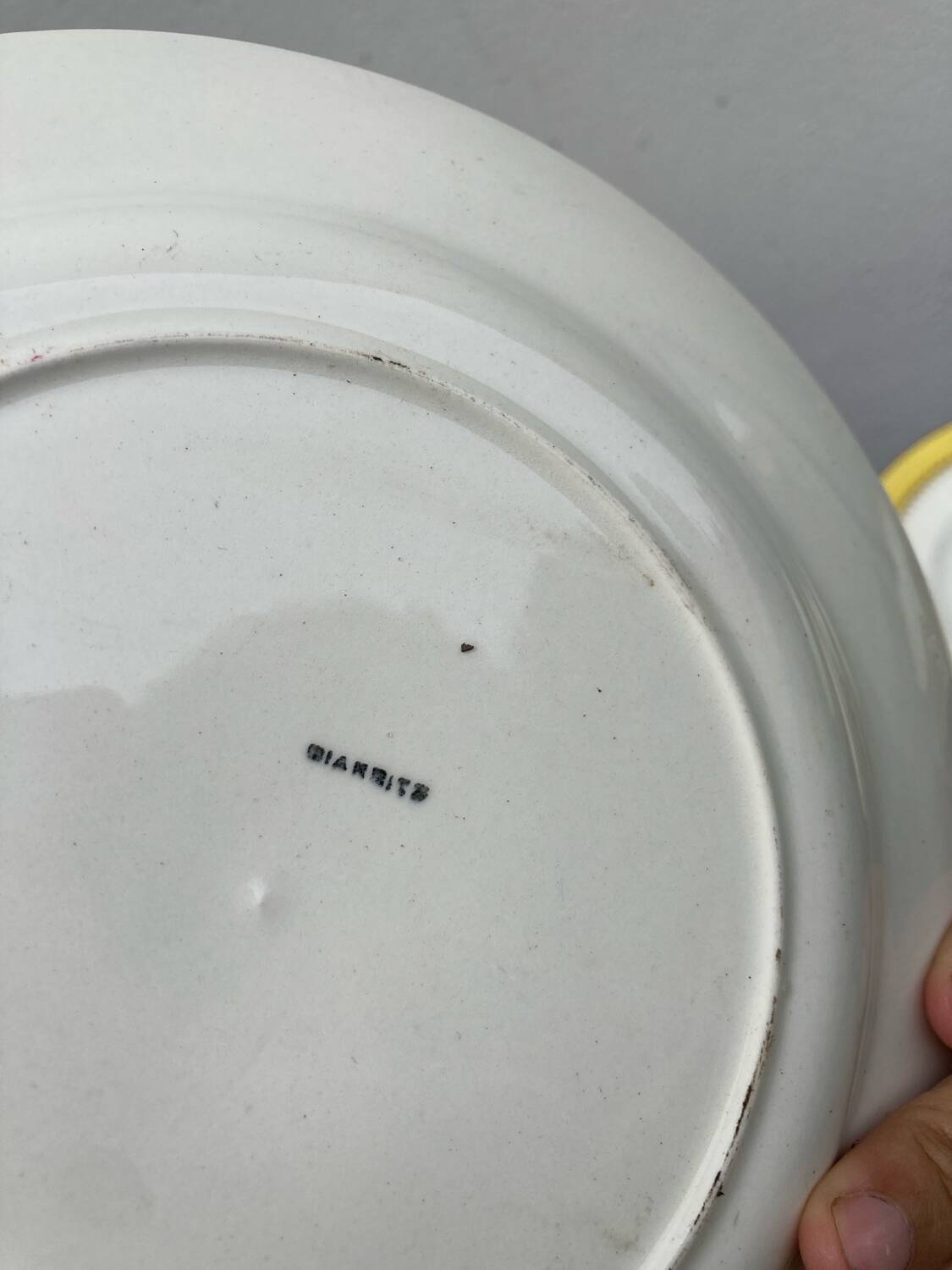 3 Biarritz Basque yellow plates