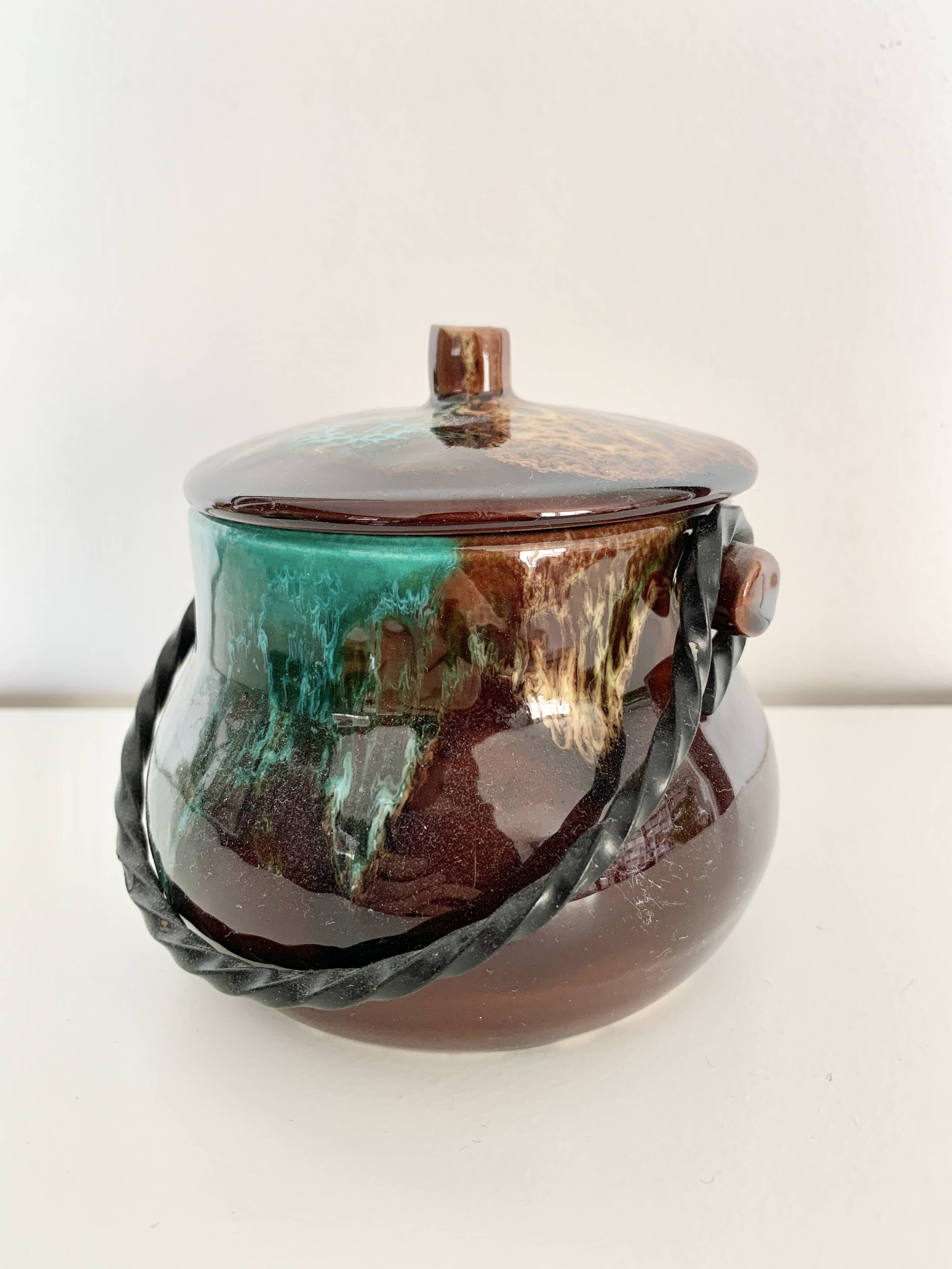 Ceramic covered pot "Lava" Vallauris