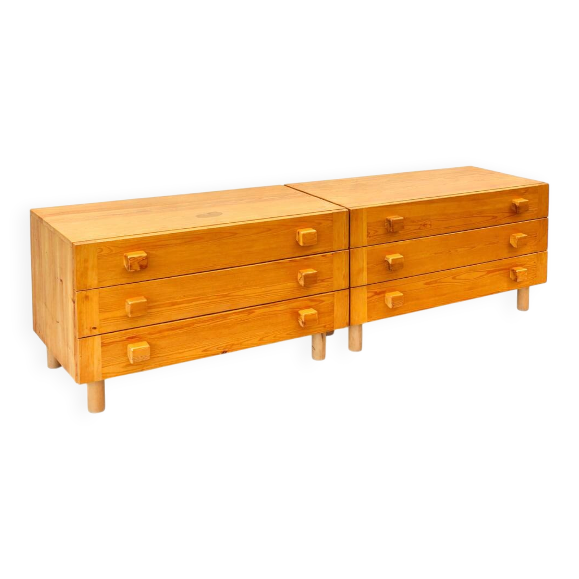 Pair of pine chests of drawers, circa 1970.