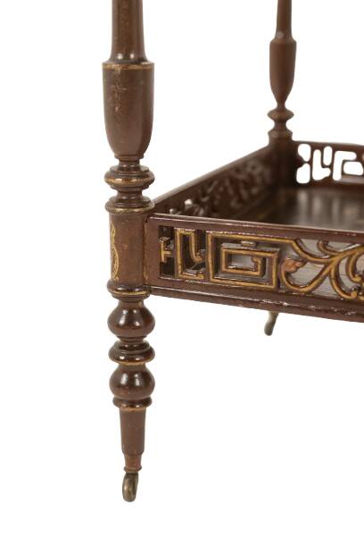 Small serving table with Japonese lacquer decoration. Napoleon III period.