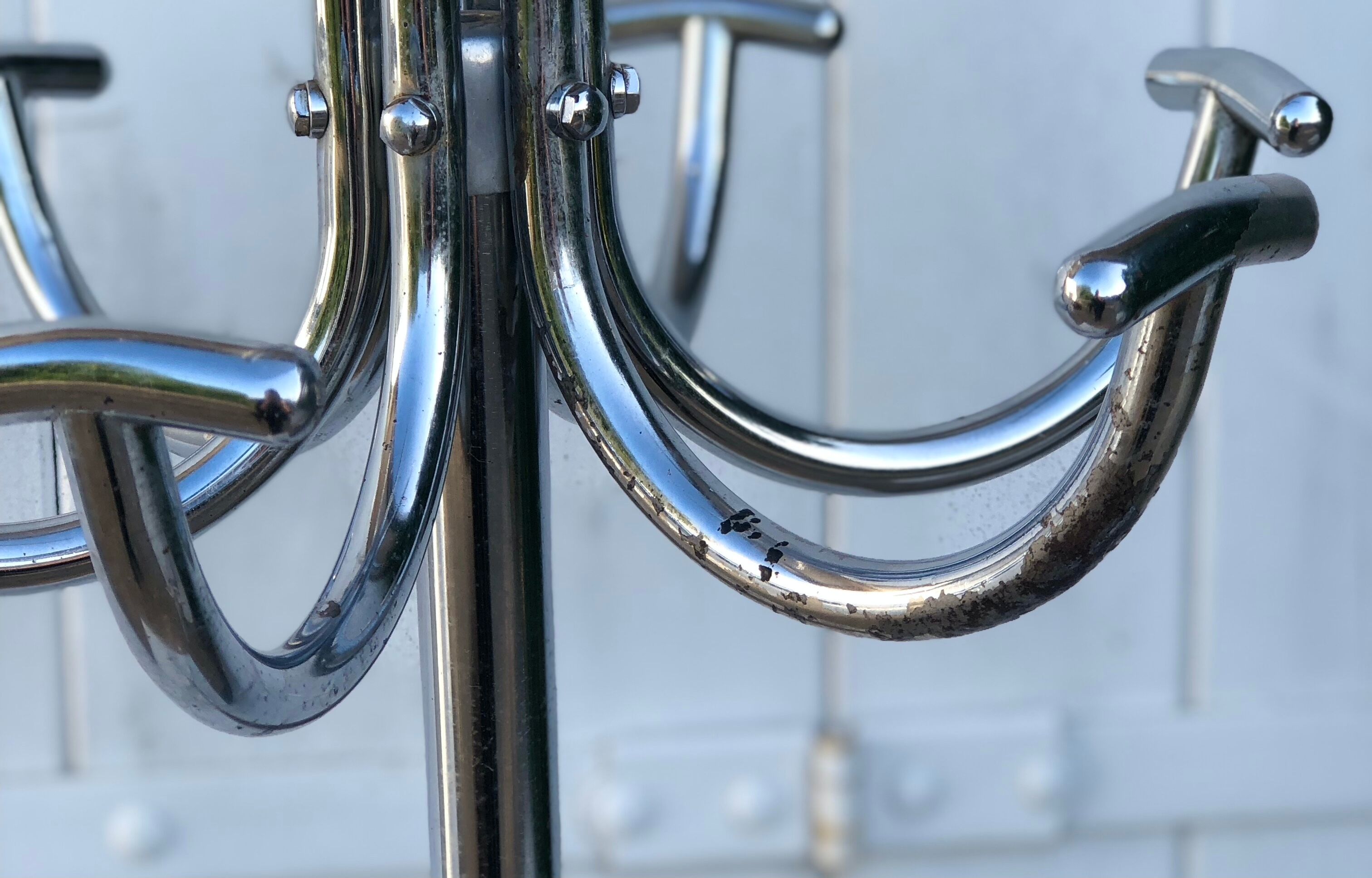 Industrial coat parrot