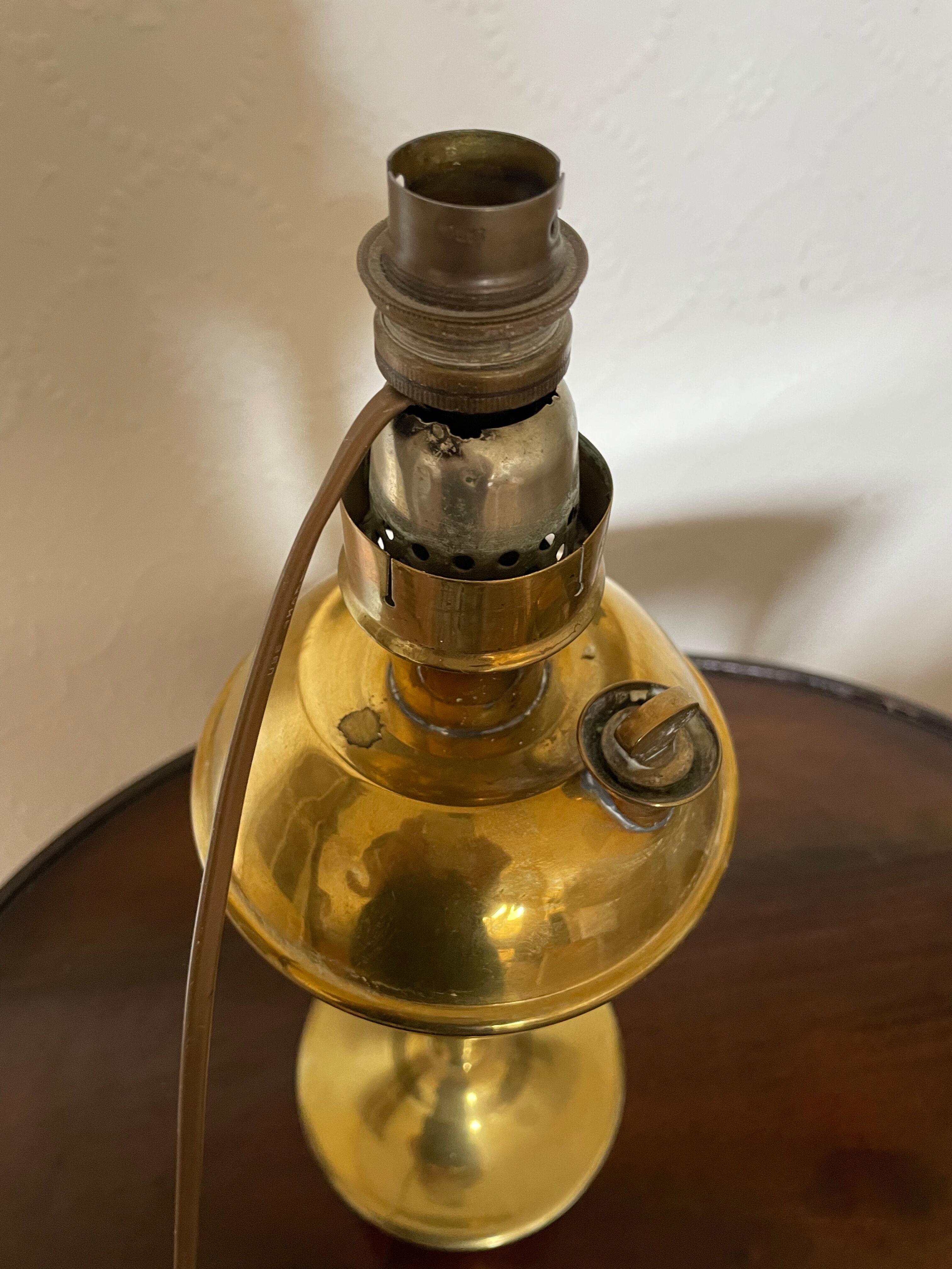 Electrified copper kerosene lamp