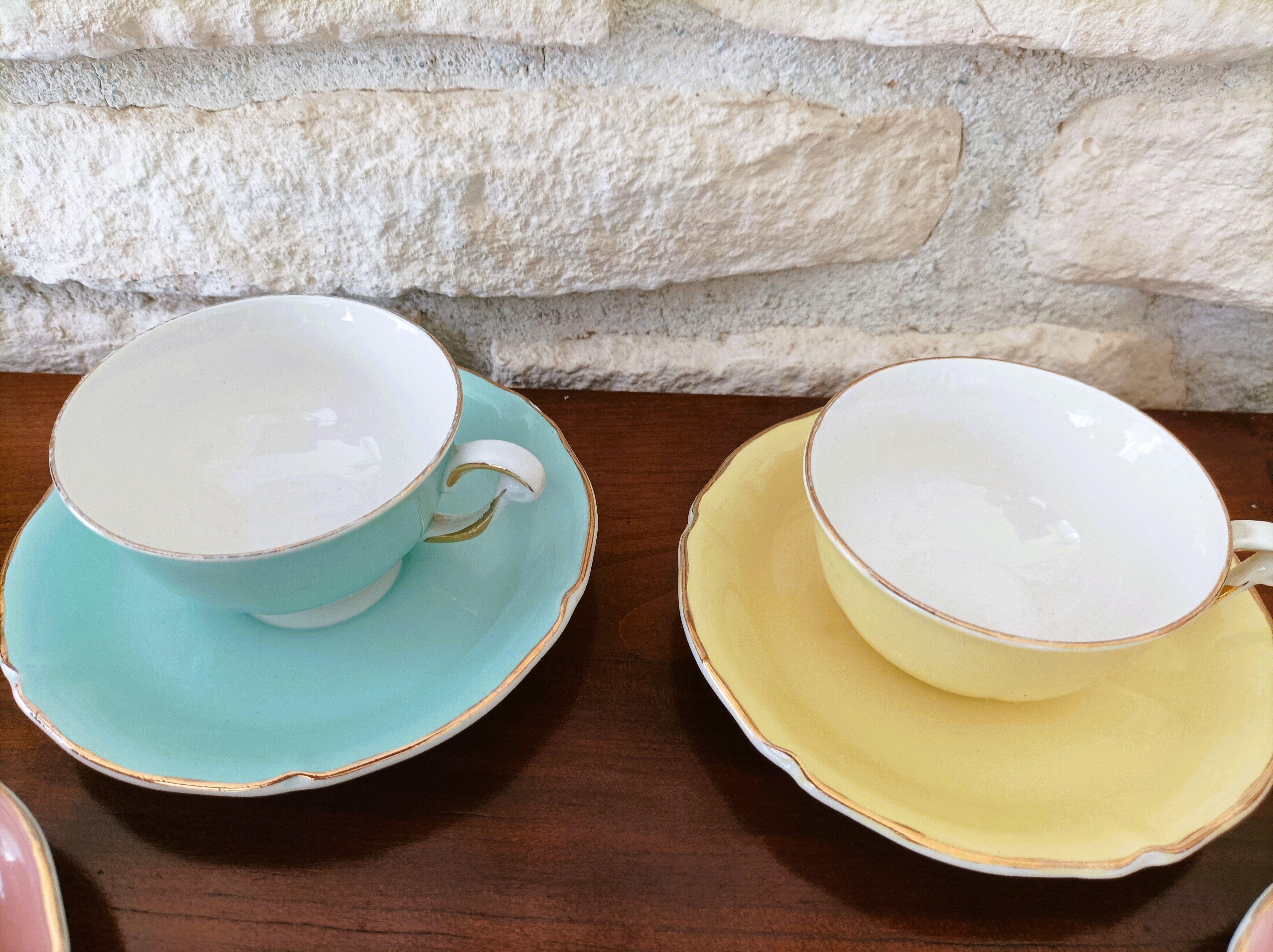 Trianon coffee cups