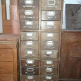 Drawer cabinet