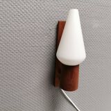 Wall lamp in teak with milky white cone-shaped shade in double glass