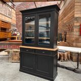 Early 20th century dresser