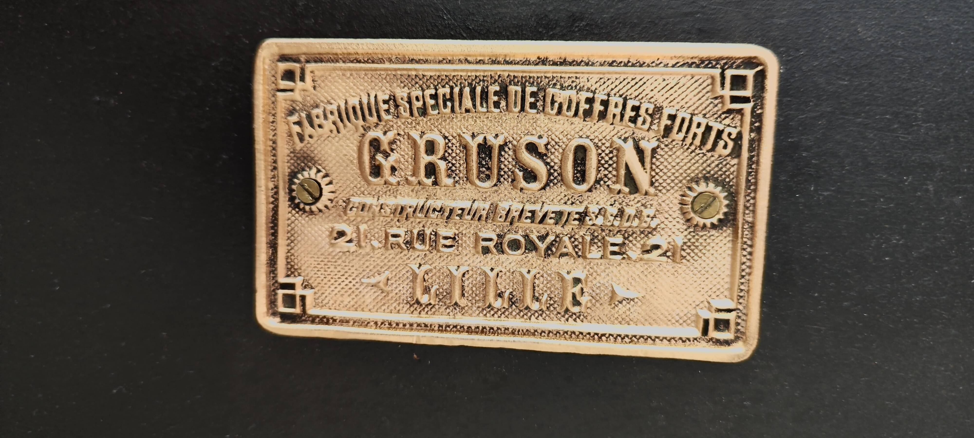 Lille workshop workbench, one door and four drawers