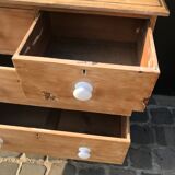 Commode pin brut