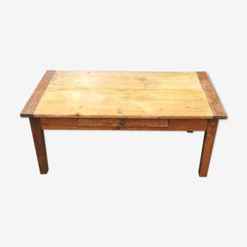 Wooden coffee table with drawer