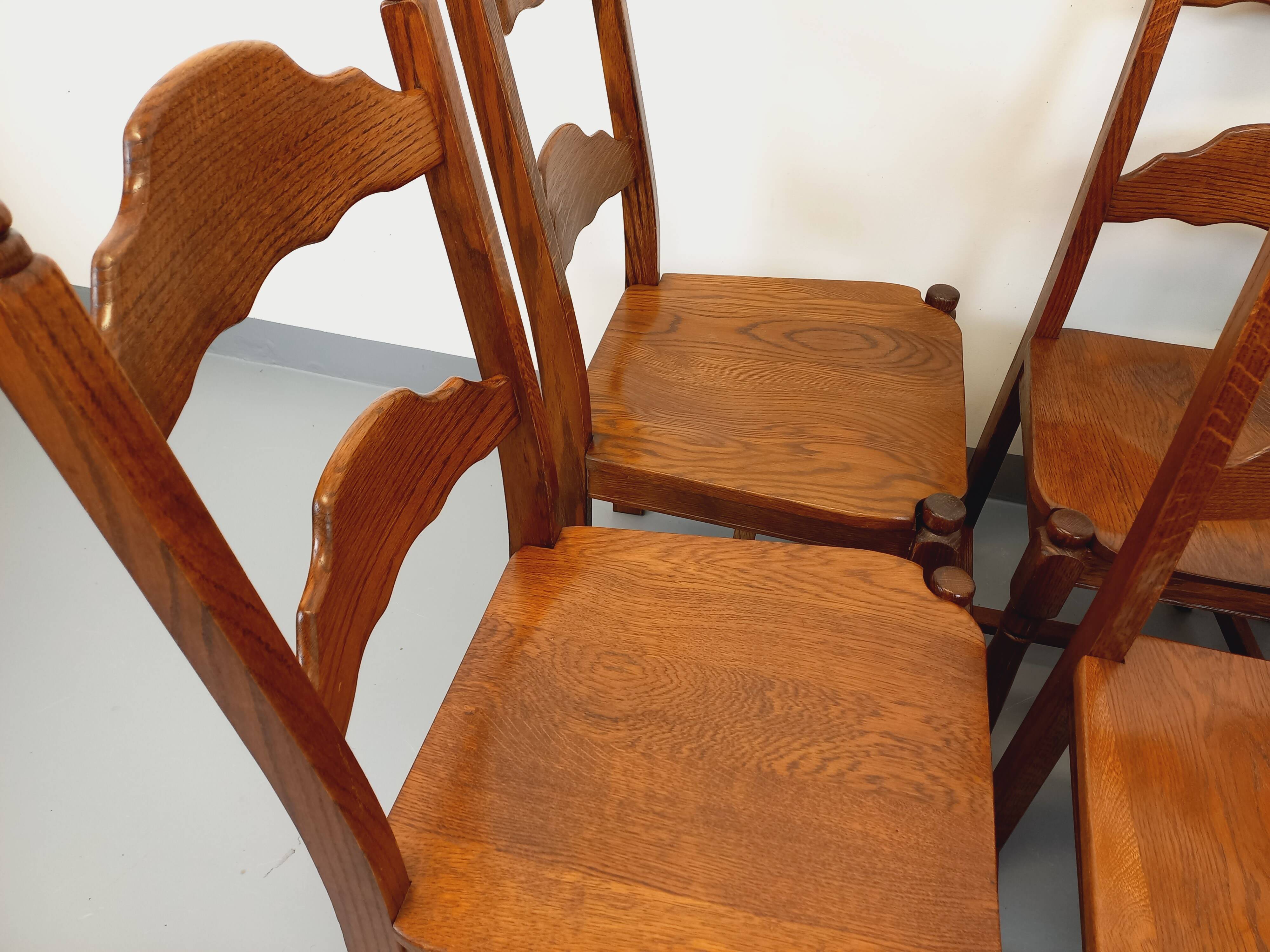 Set of 6 vintage brutalist chairs in oak wood from the 60s