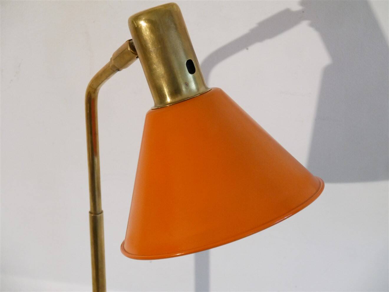 Scandinavian lamp in metal and brass from the 1970s.