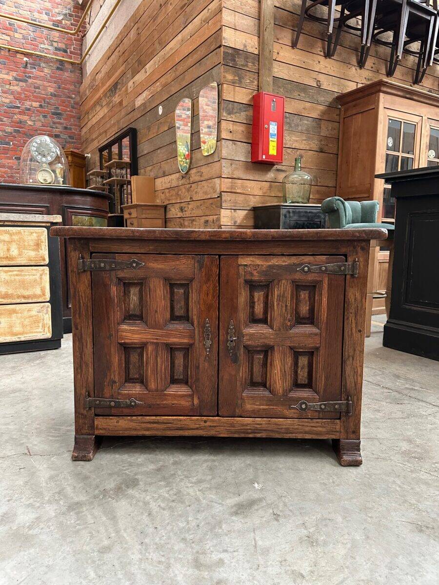 Brutalist furniture with 2 doors in elm.