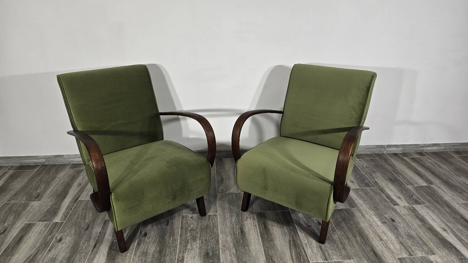 Fauteuils par Jindrich Halabala, 1940s, Set de 2