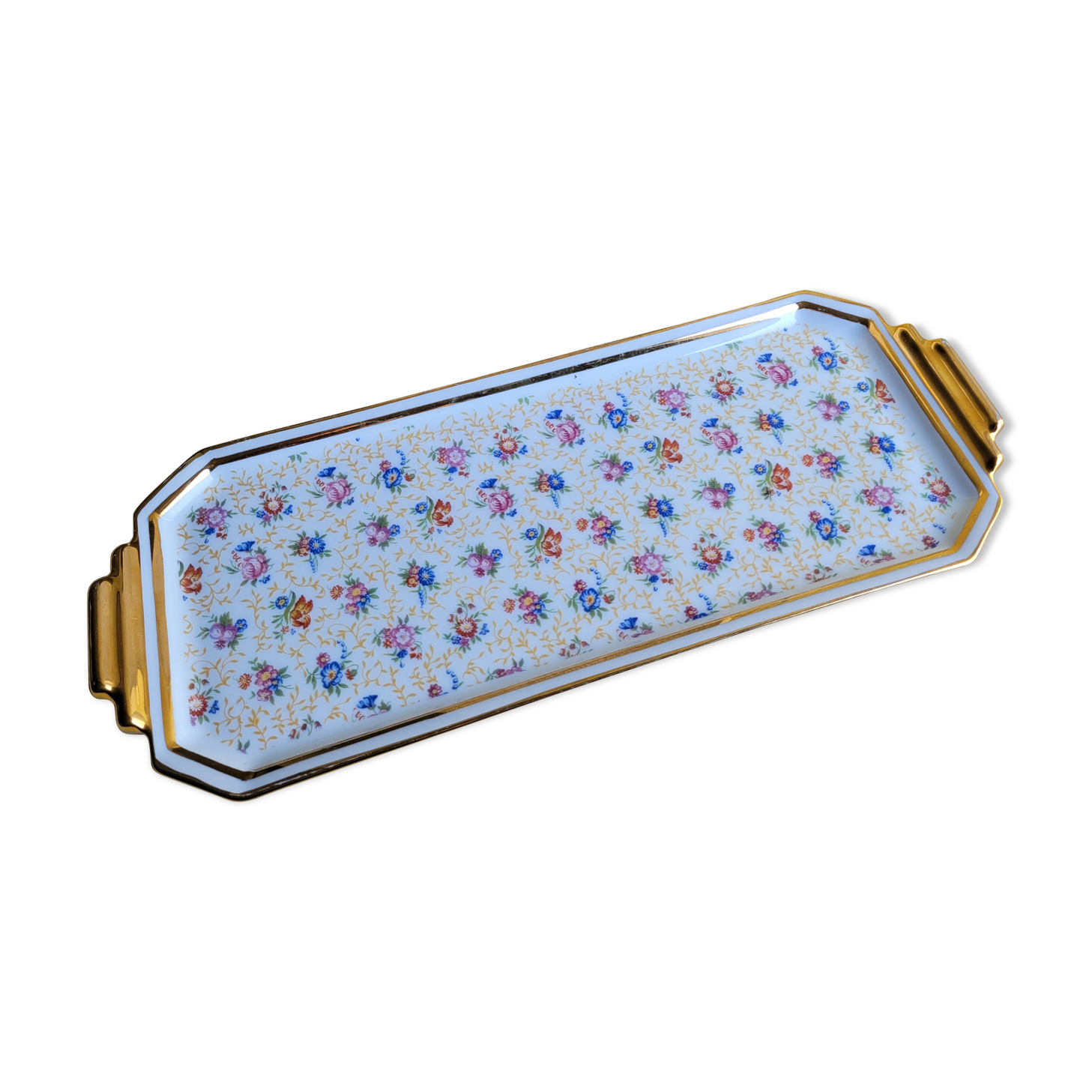 Cake dish