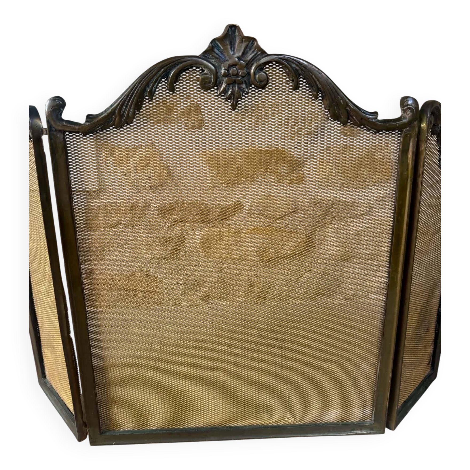 Fireplace screen in brass, Louis XV style.