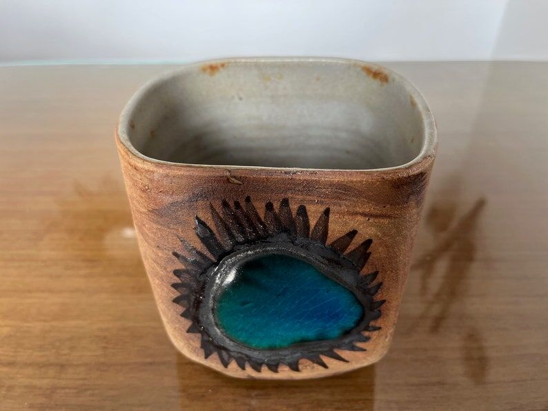 Pot cover " Pottery of the Dove " Vallauris years 50 60