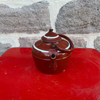 Enameled kettle