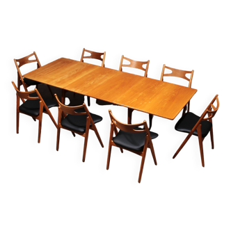 Ensemble de salle à manger complet : 8 chaises Sawbuck CH-29 en teck et table AT 310