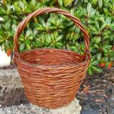 Round raw wicker basket